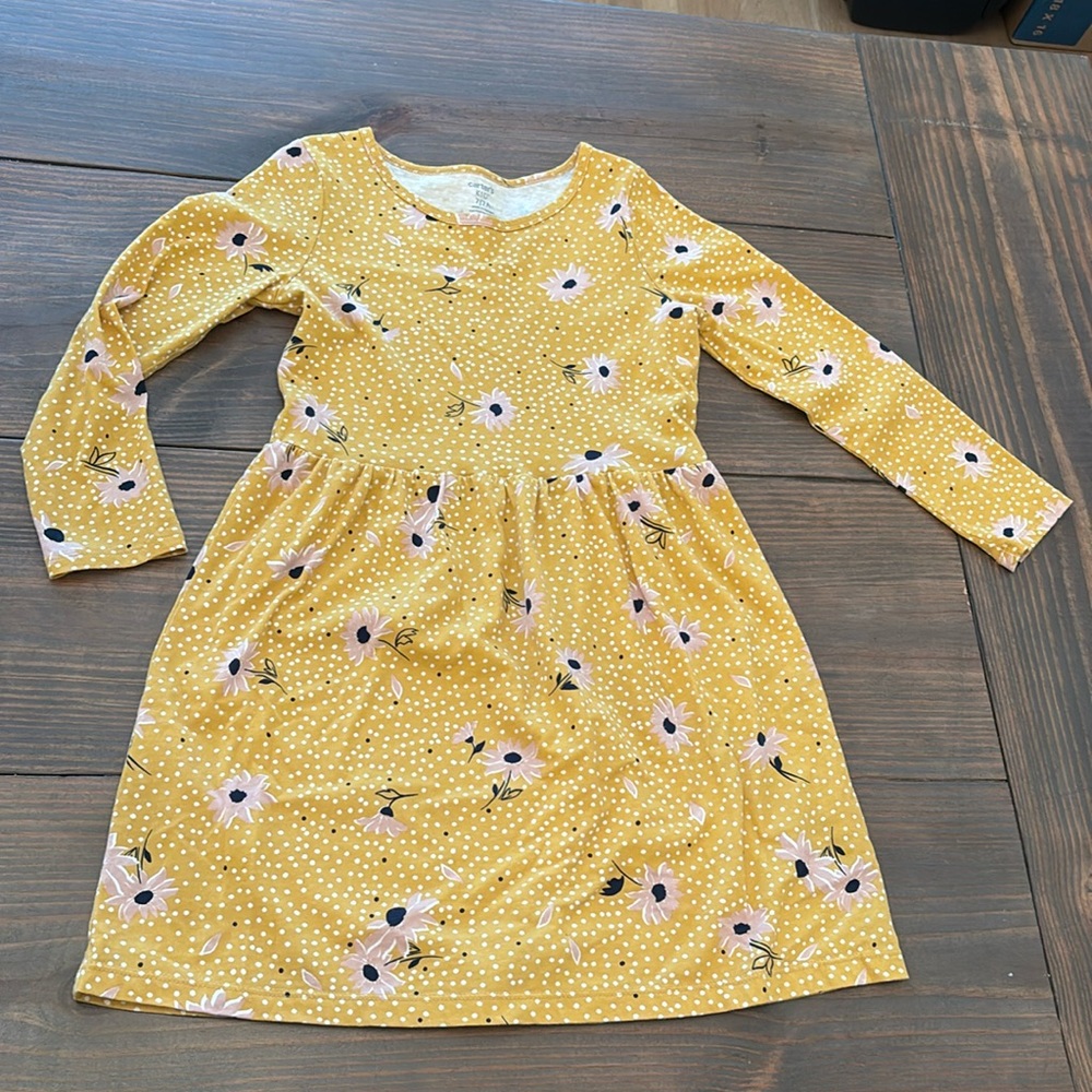 NWOT Carters girls size 7 dress